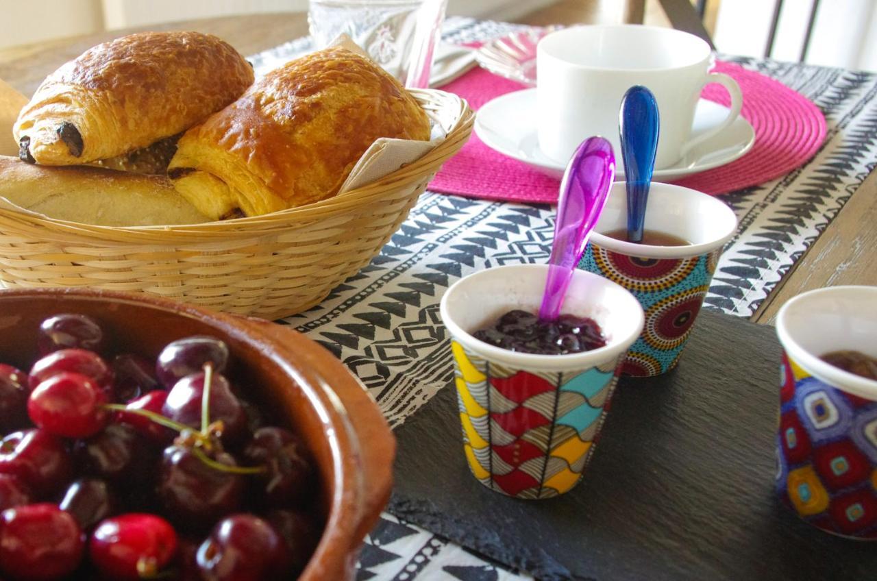 Bed and Breakfast Logis Saint Léonard à Dompierre-sur-Mer Extérieur photo