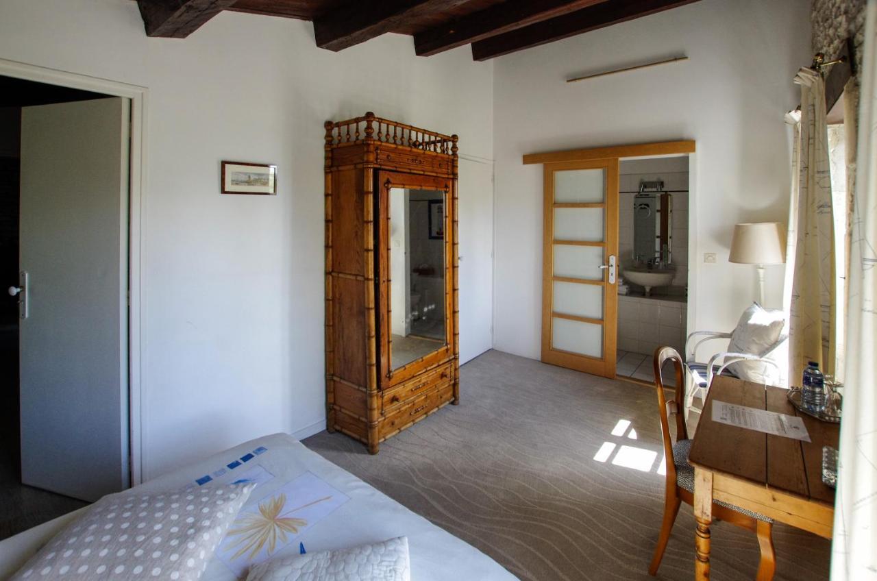 Bed and Breakfast Logis Saint Léonard à Dompierre-sur-Mer Extérieur photo