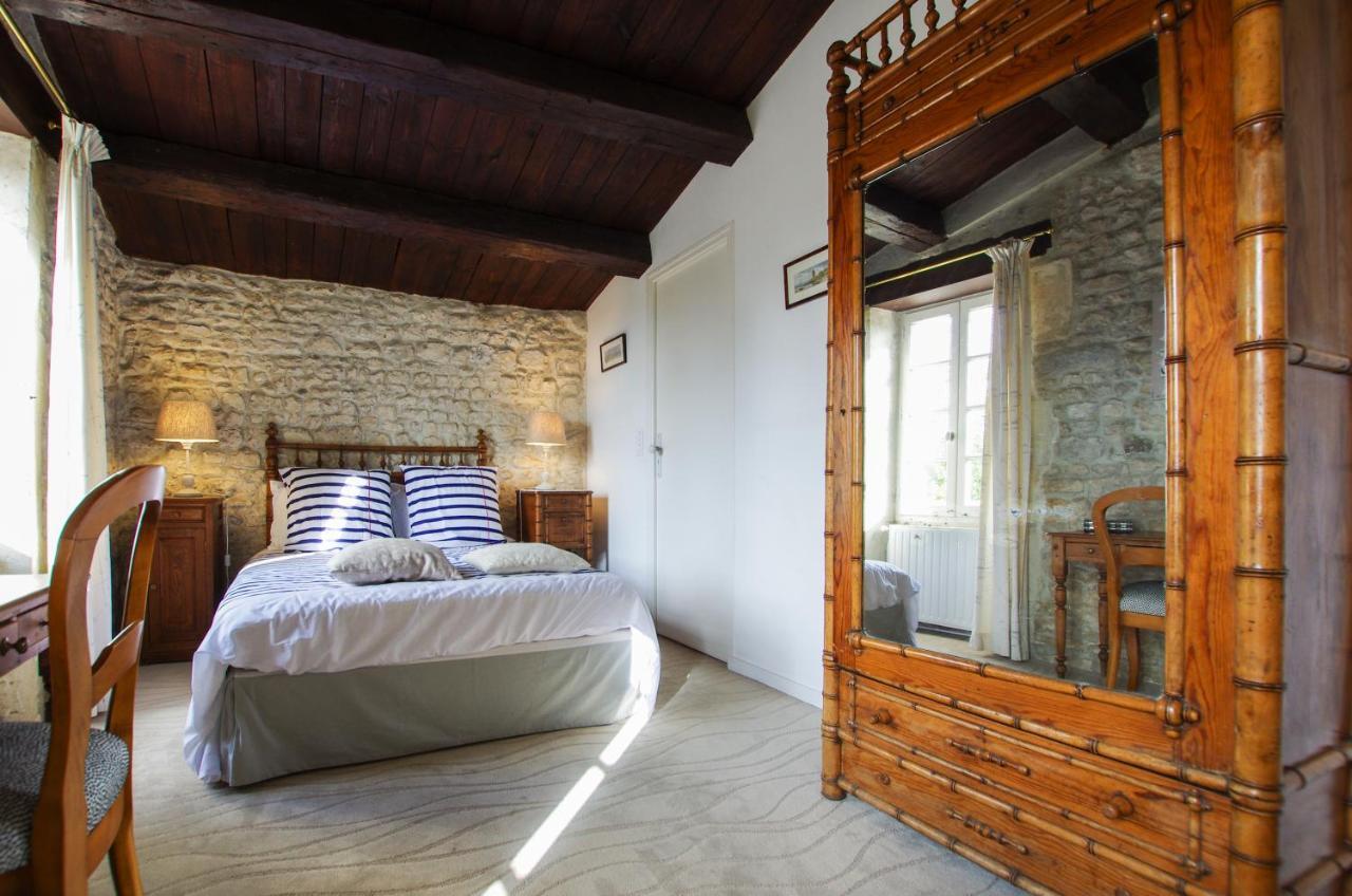 Bed and Breakfast Logis Saint Léonard à Dompierre-sur-Mer Extérieur photo
