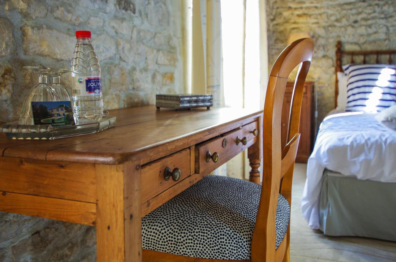 Bed and Breakfast Logis Saint Léonard à Dompierre-sur-Mer Extérieur photo
