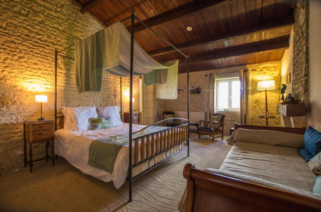 Bed and Breakfast Logis Saint Léonard à Dompierre-sur-Mer Extérieur photo