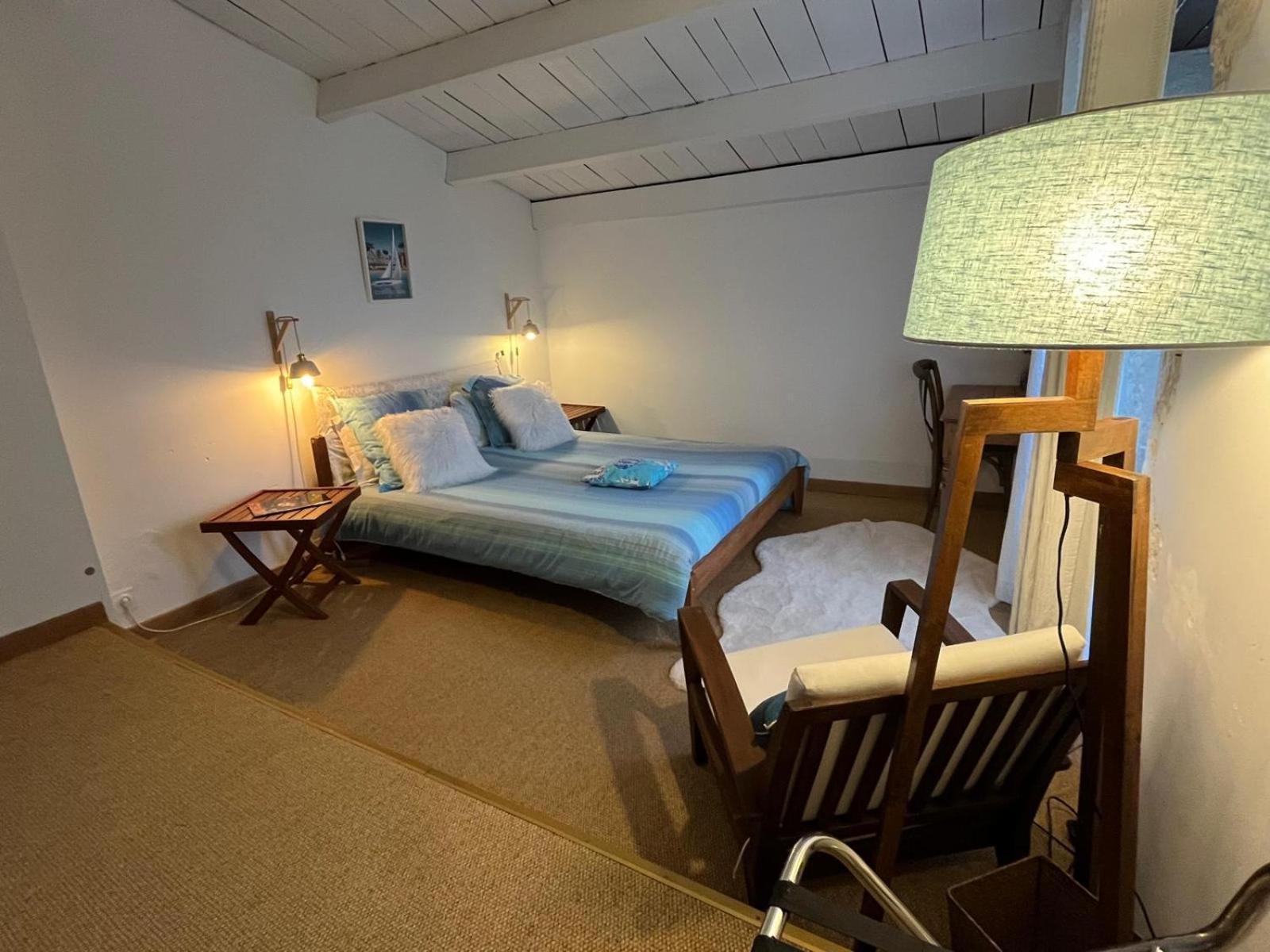Bed and Breakfast Logis Saint Léonard à Dompierre-sur-Mer Extérieur photo